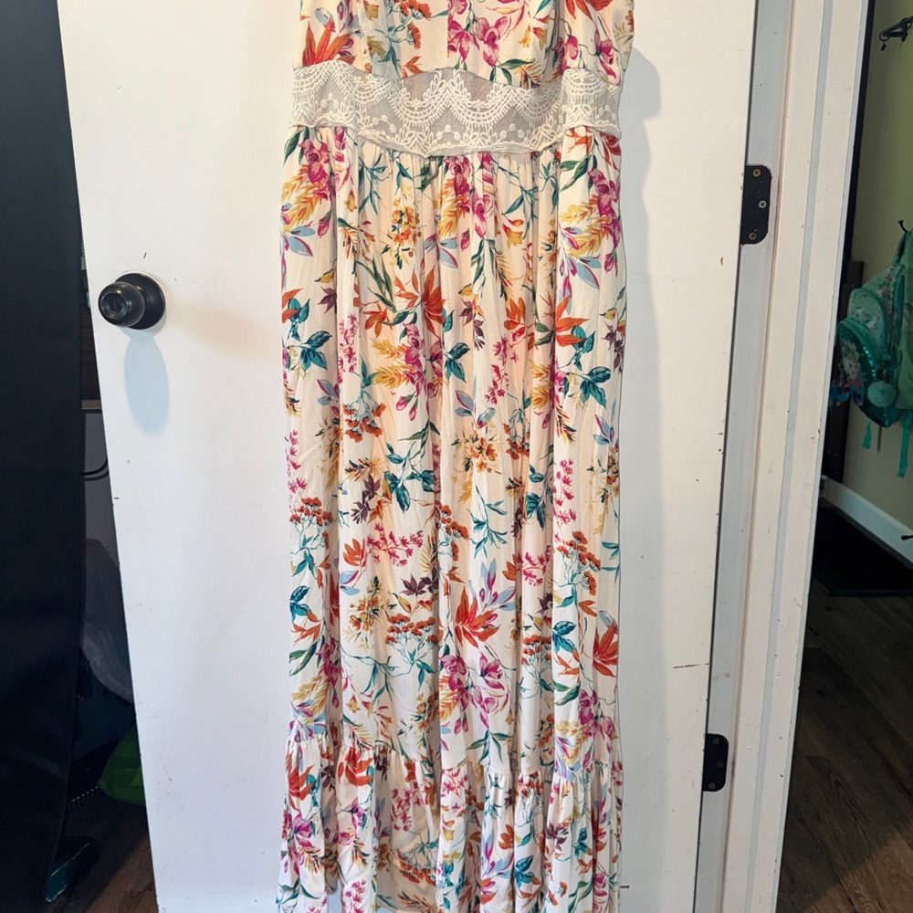 Floral Crochet-Trim Maxi Dress - Cream Floral
